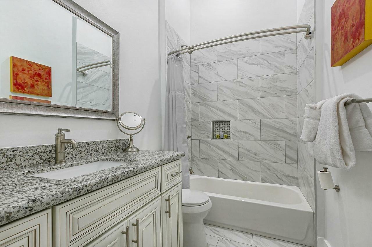 Cozy And Charming House With Luxury Amenities *