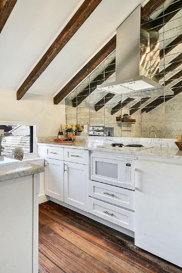 French Quarter Mansion 3*