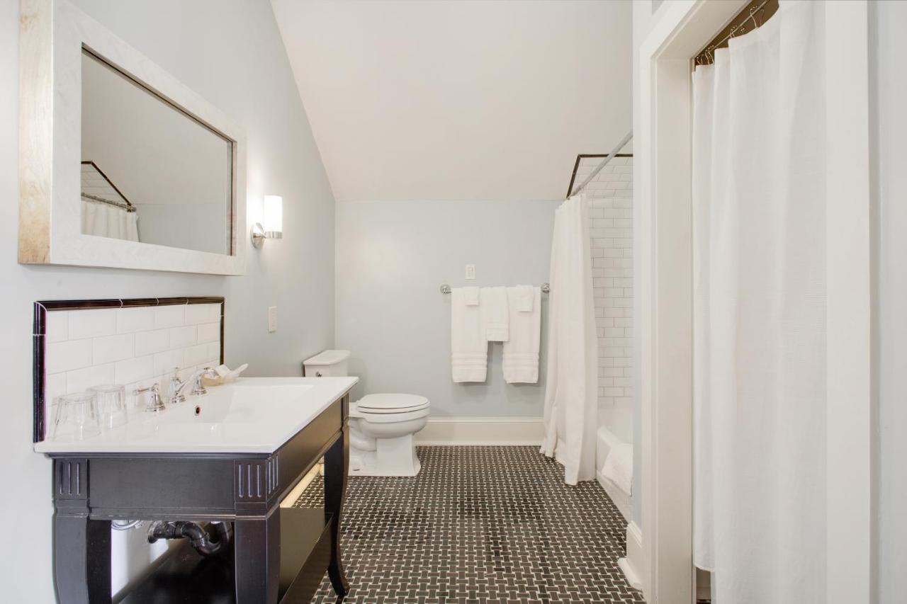 Bed & Breakfast Maison Perrier New Orleans
