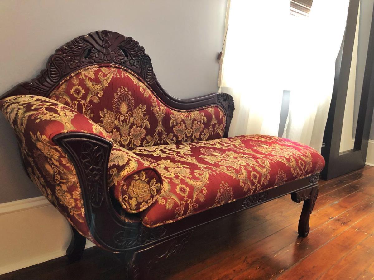 Luxury Historic Shotgun In Lower Garden District