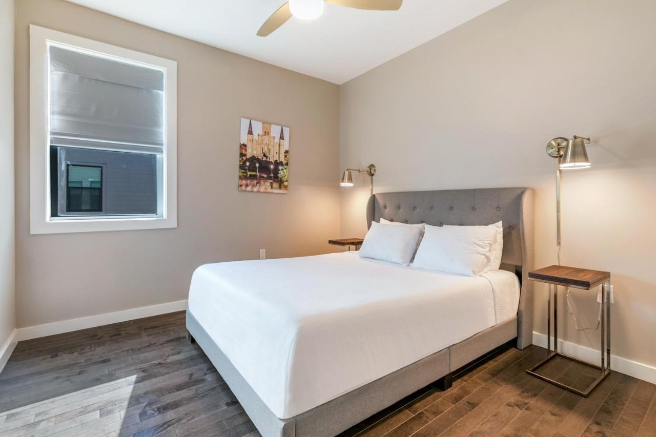 Stunning With Modern & Open Layout