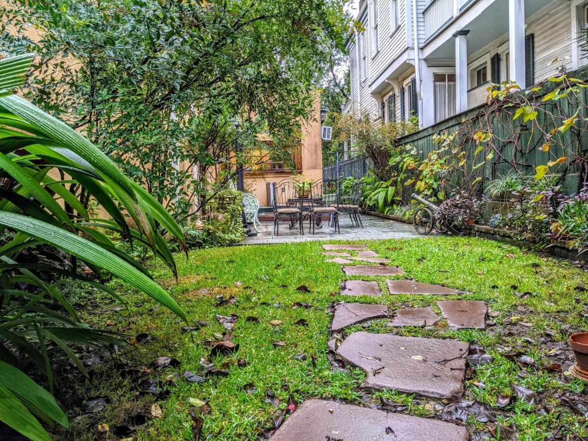 Parisian Courtyard