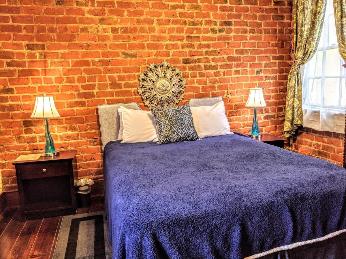 Bed & Breakfast Parisian Courtyard 3*