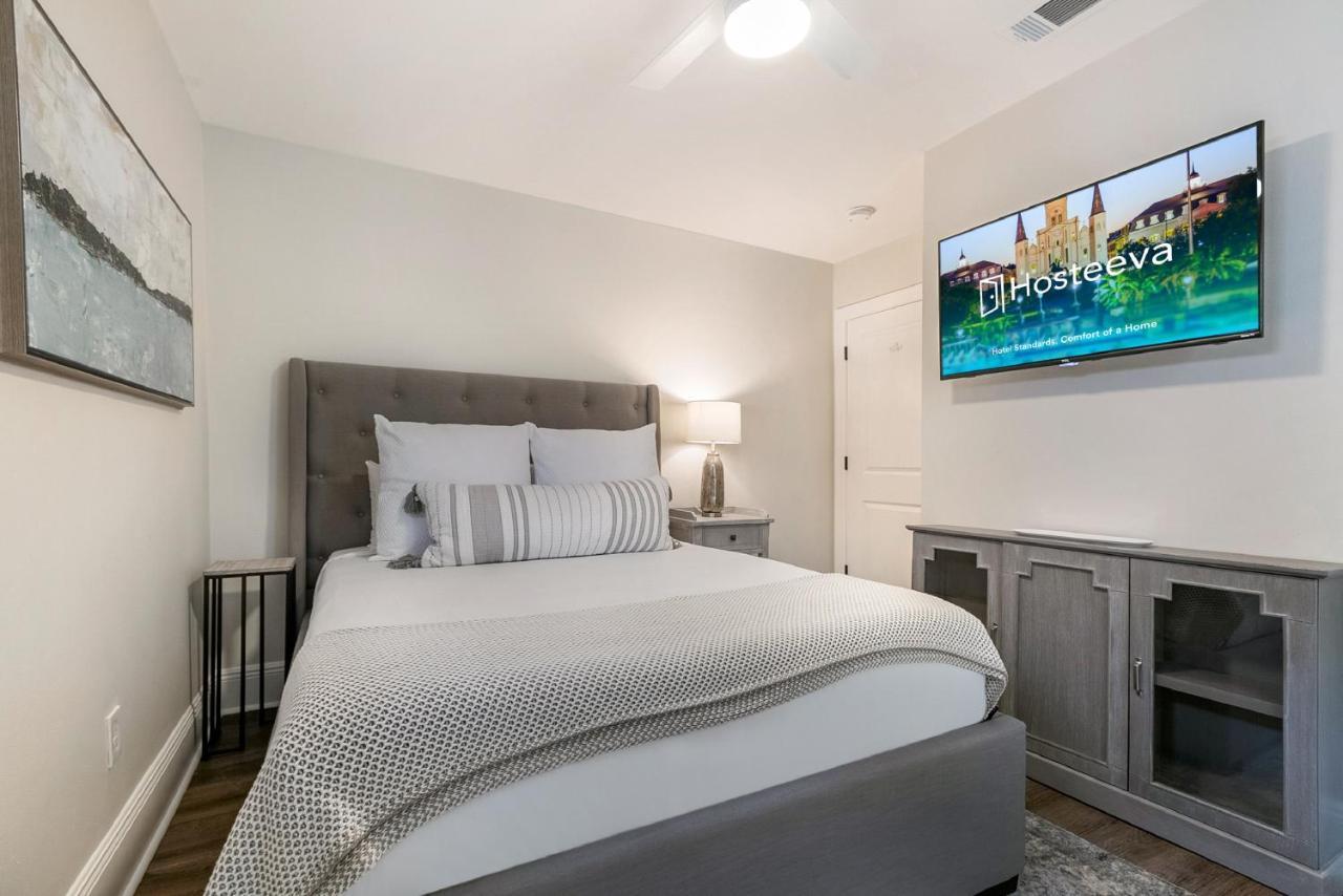 Urban Retreat Near French Quarter Holiday home