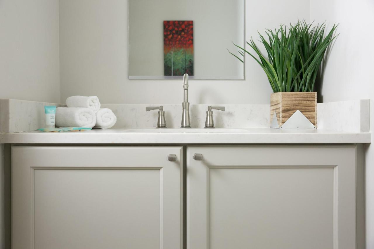 Apartment Stay Alfred On North Carondelet Street *