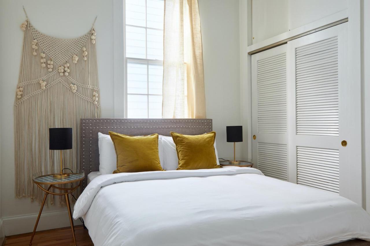 Sonder Market Place 3*