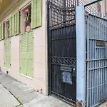 Updated Bourbon Street Condo With Smart Tvs!