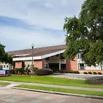 Federal City Inn & Suites