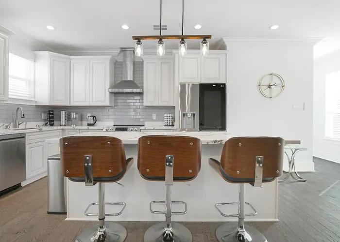 New 3-Bed Luxury House