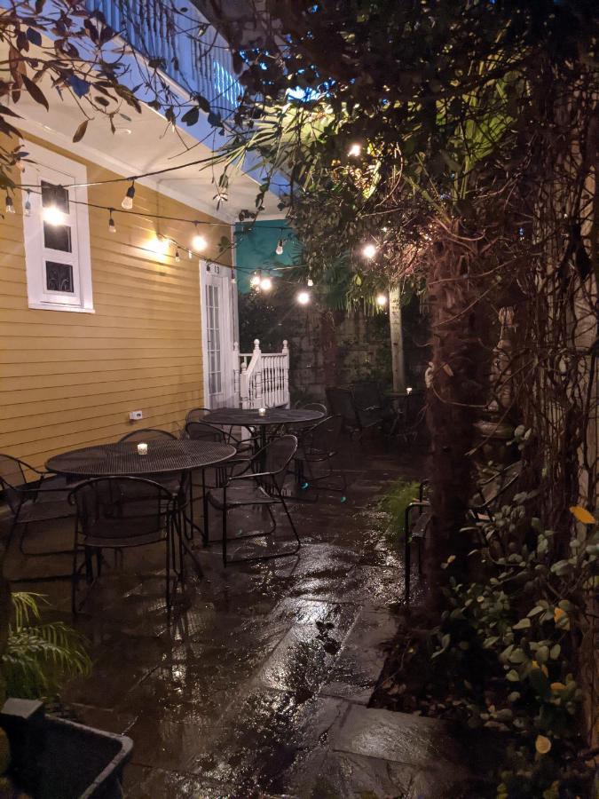 Bed & Breakfast Balcony New Orleans