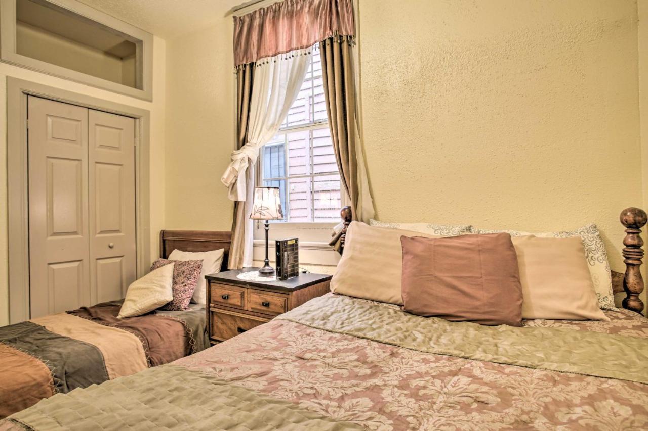 Nola 2 Mi To Bourbon Street! Holiday home *