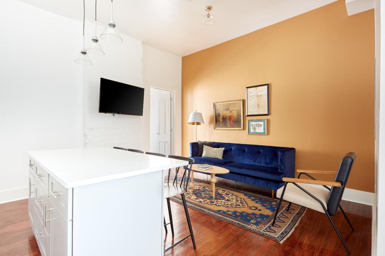 Sonder At Delachaise Row 3*