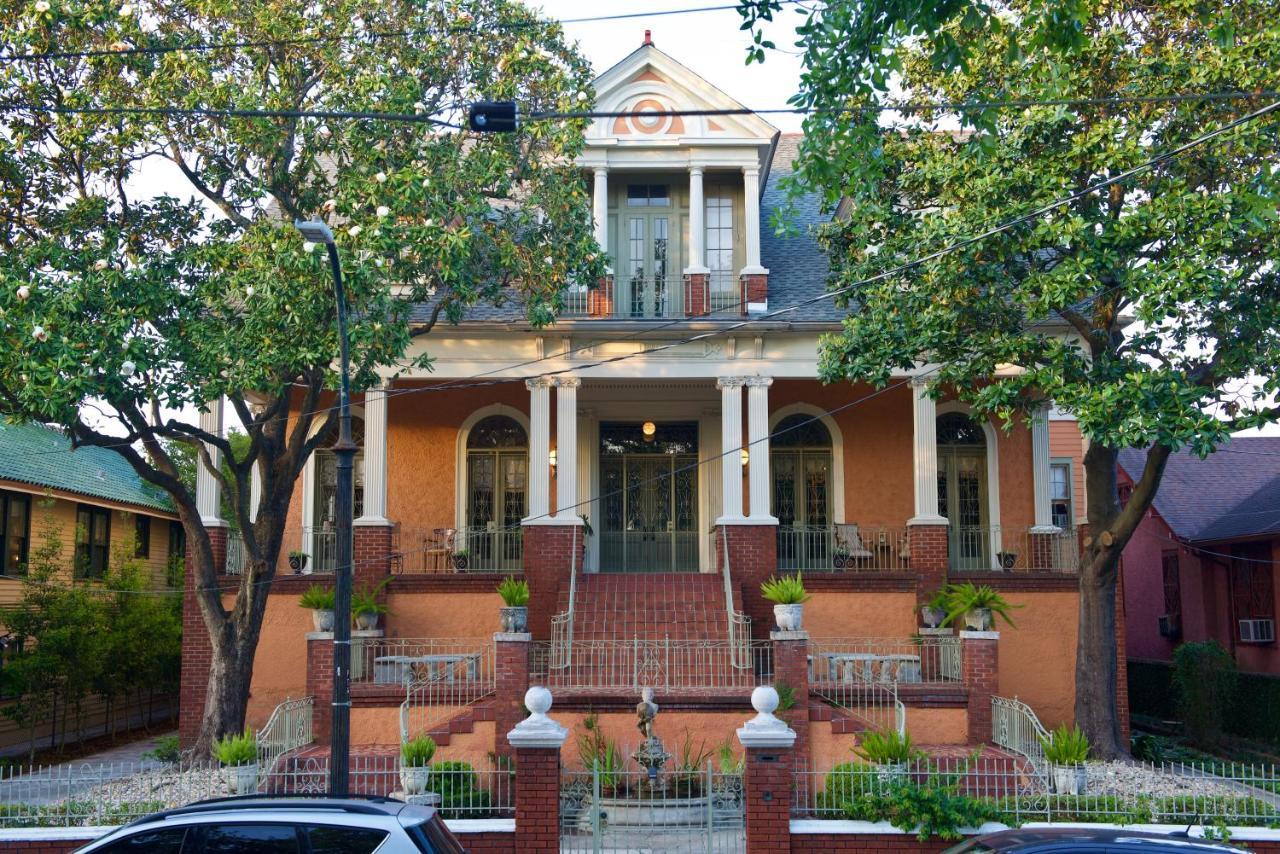 Maison Du Ciel * New Orleans