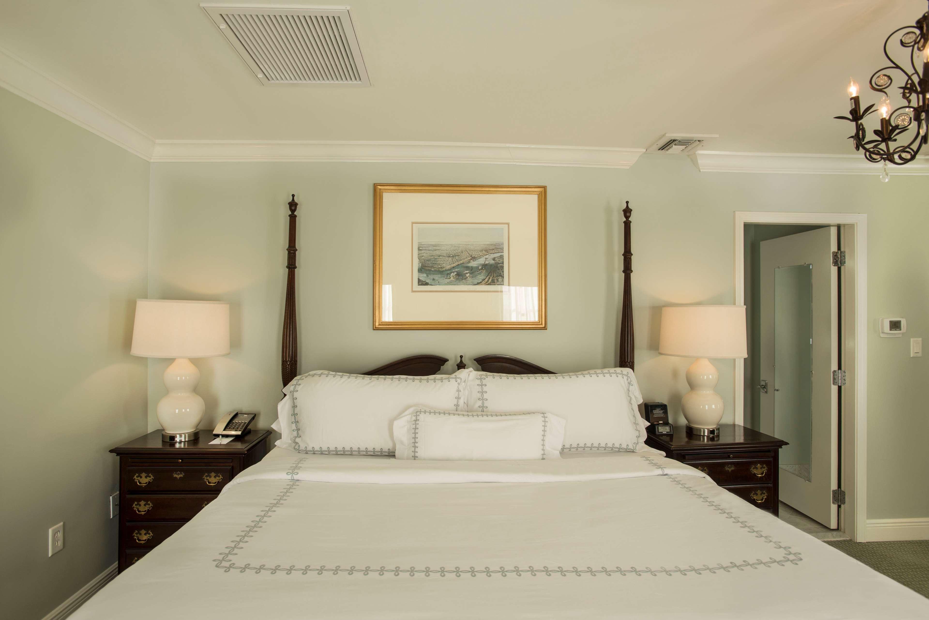 Hotel Bienville House