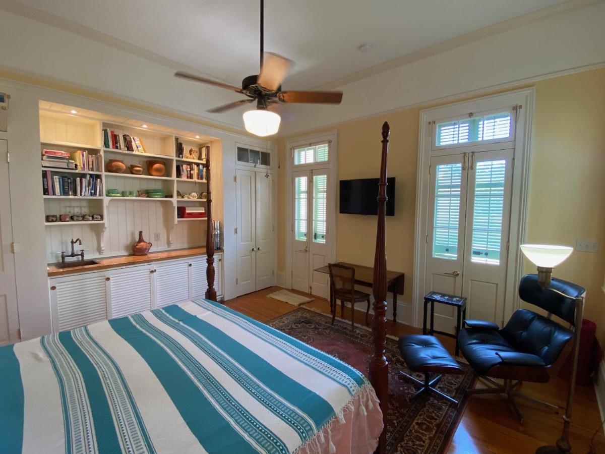 Villa Holy Cross Garden W Lap Pool And Jacuzzi New Orleans