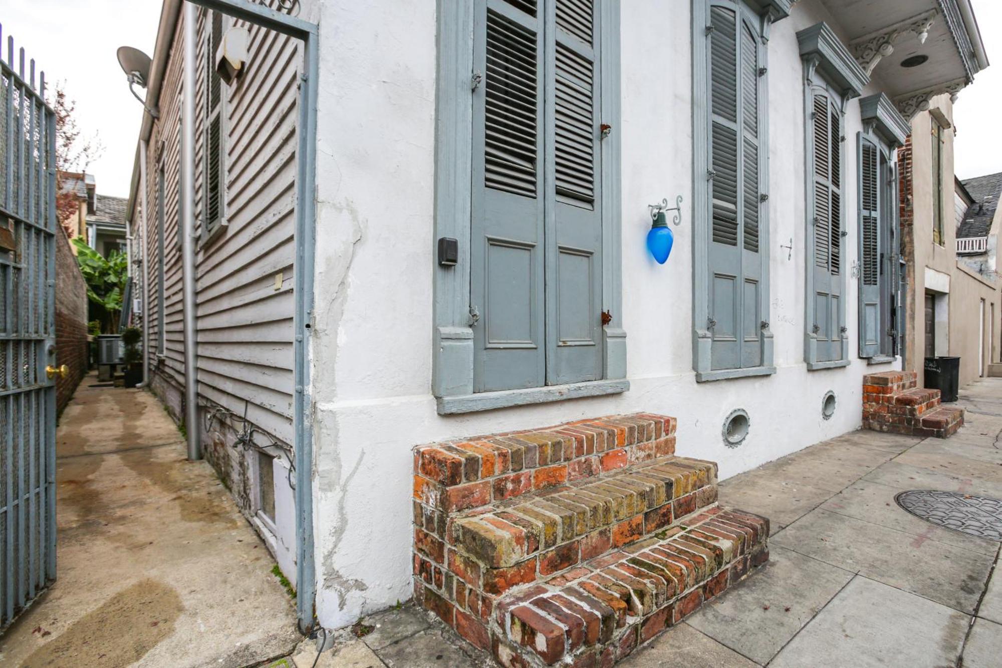 Updated Bourbon Street With Smart Tvs! * New Orleans