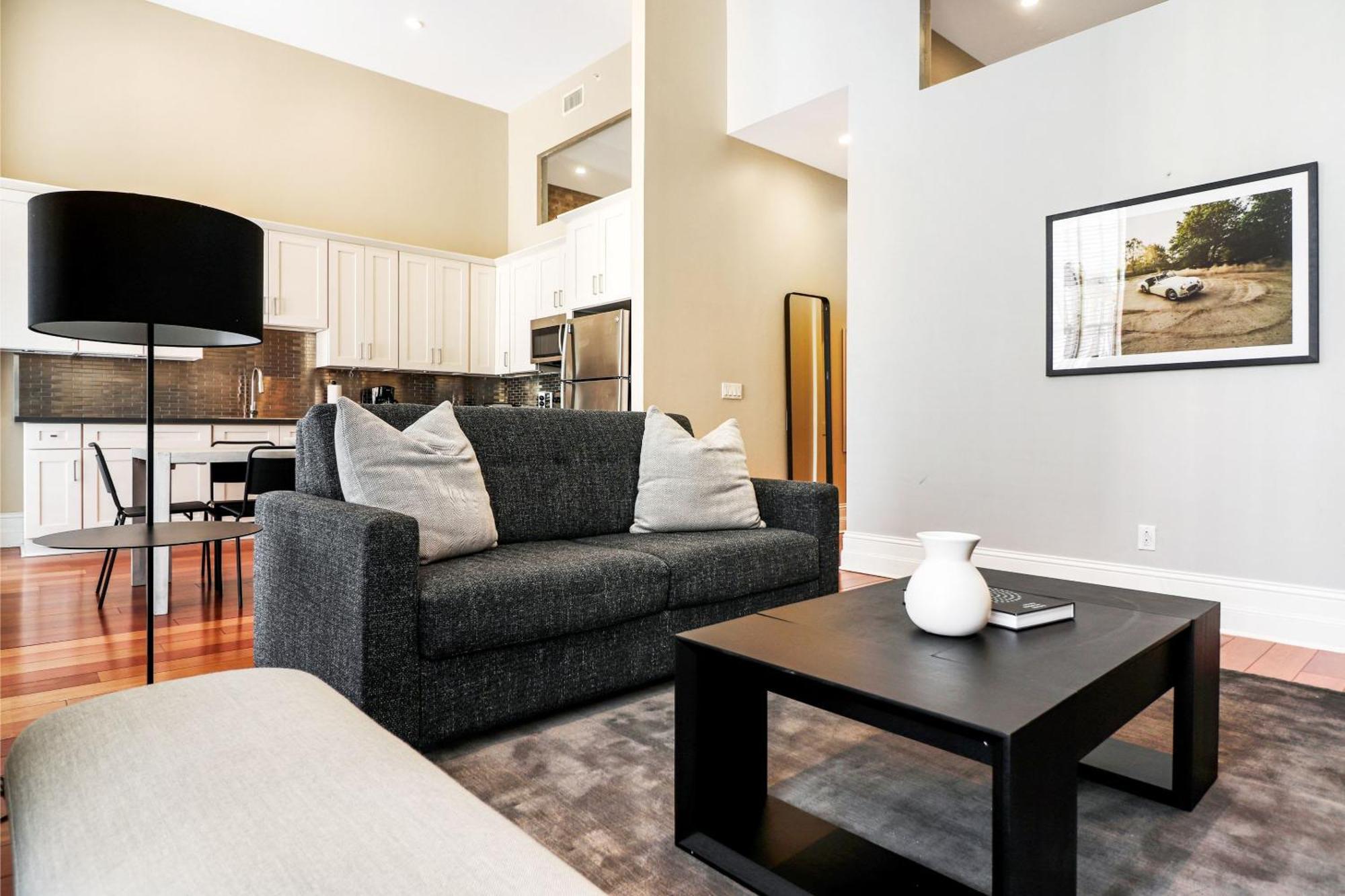 Aparthotel Roami At Factors Row 4*