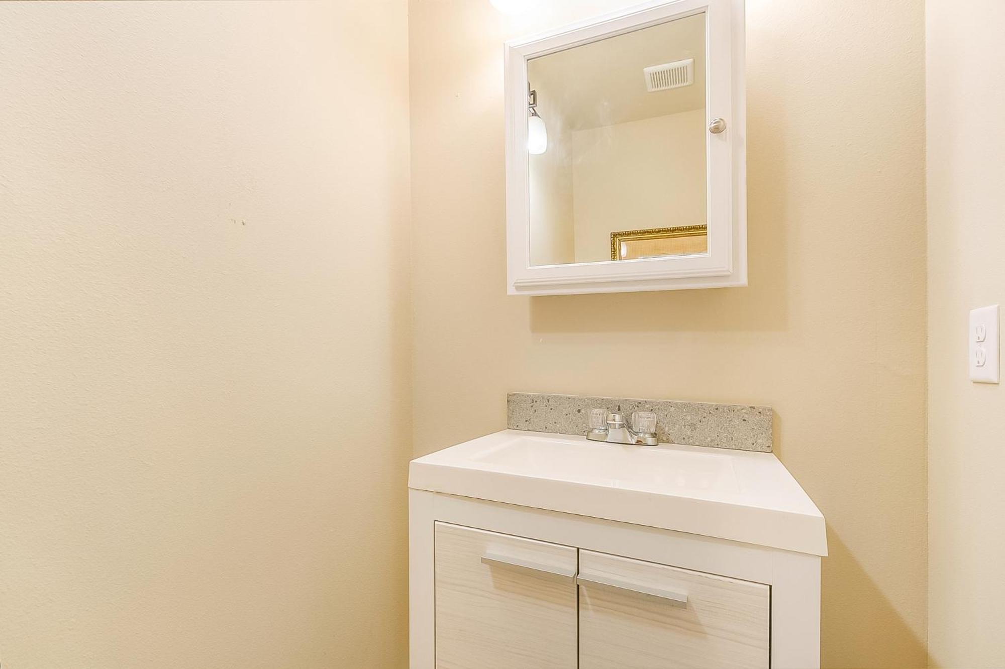Spacious In Downtown Nola Apartment New Orleans