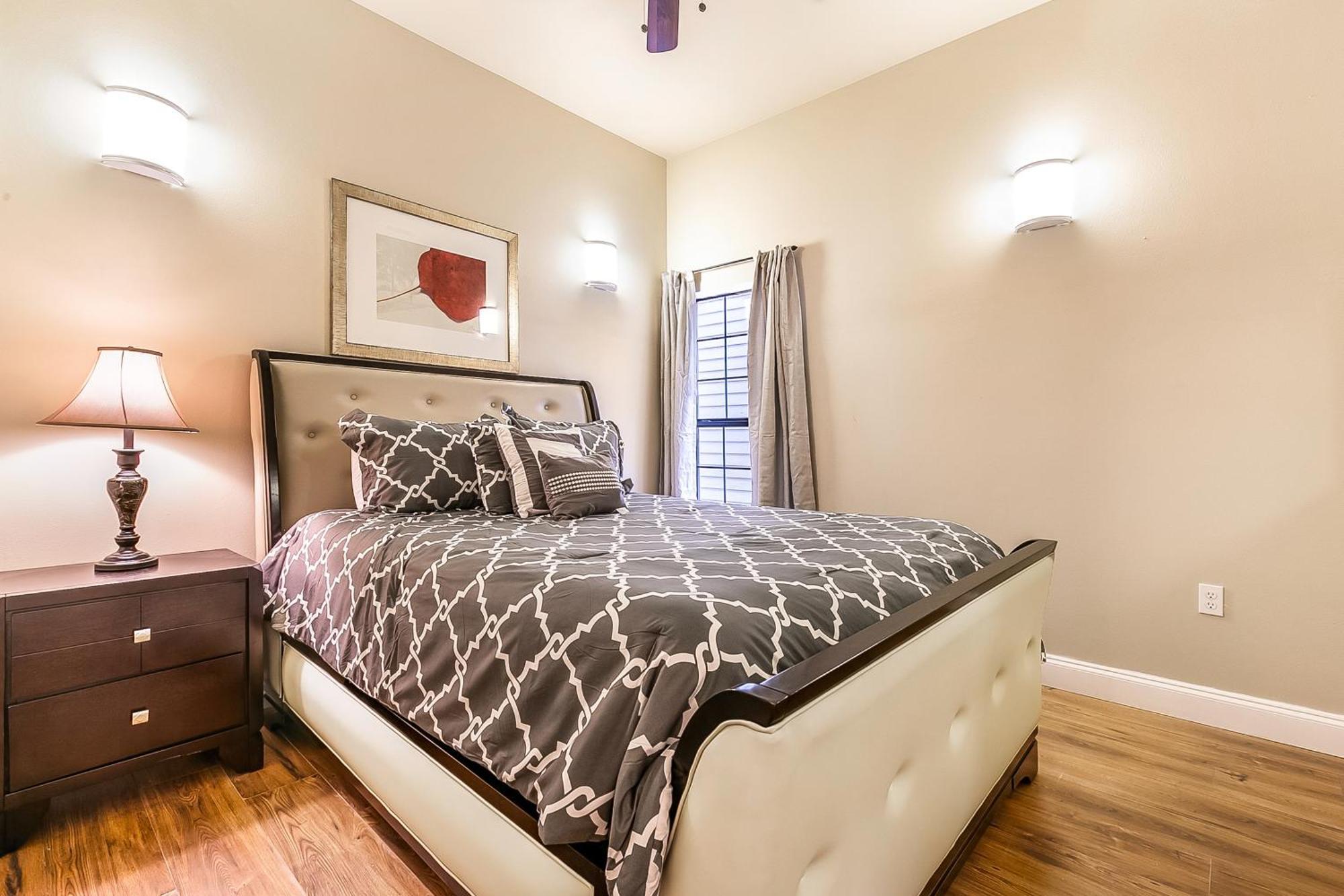 Spacious In Downtown Nola * New Orleans
