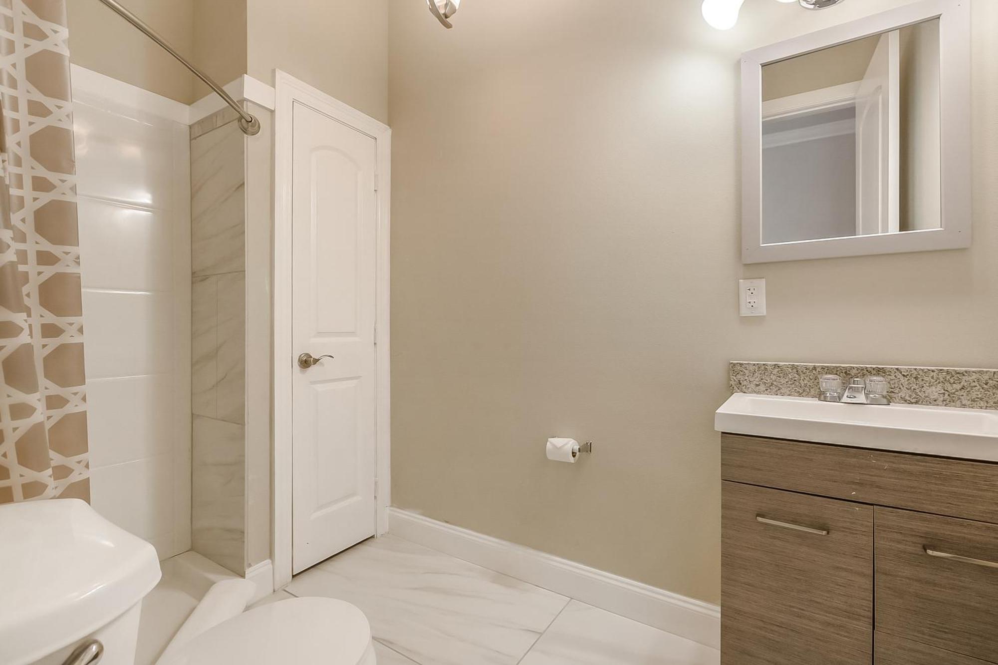 Apartment Spacious In Downtown Nola