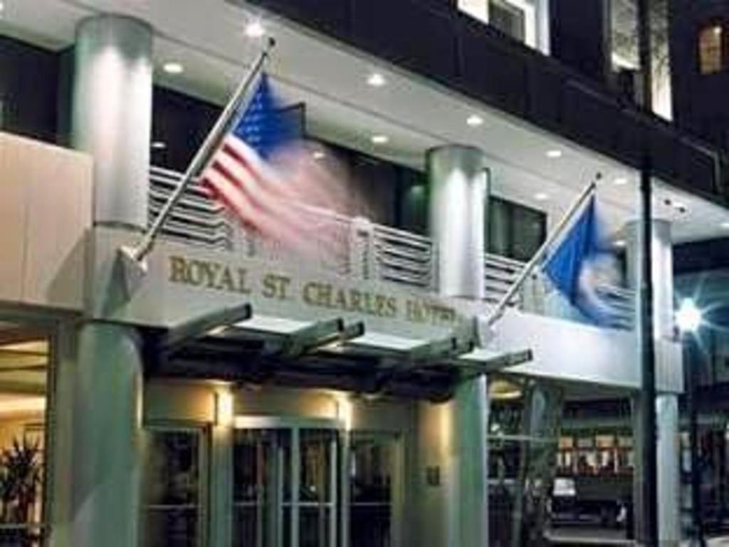 Royal St. Charles 3*