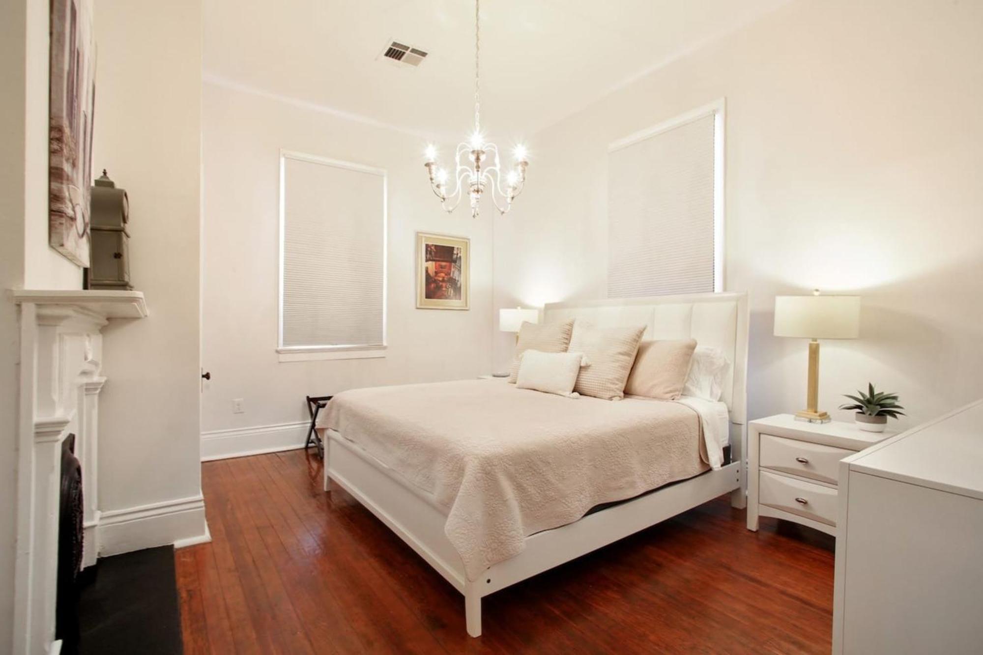 Lovely Mid Apartment