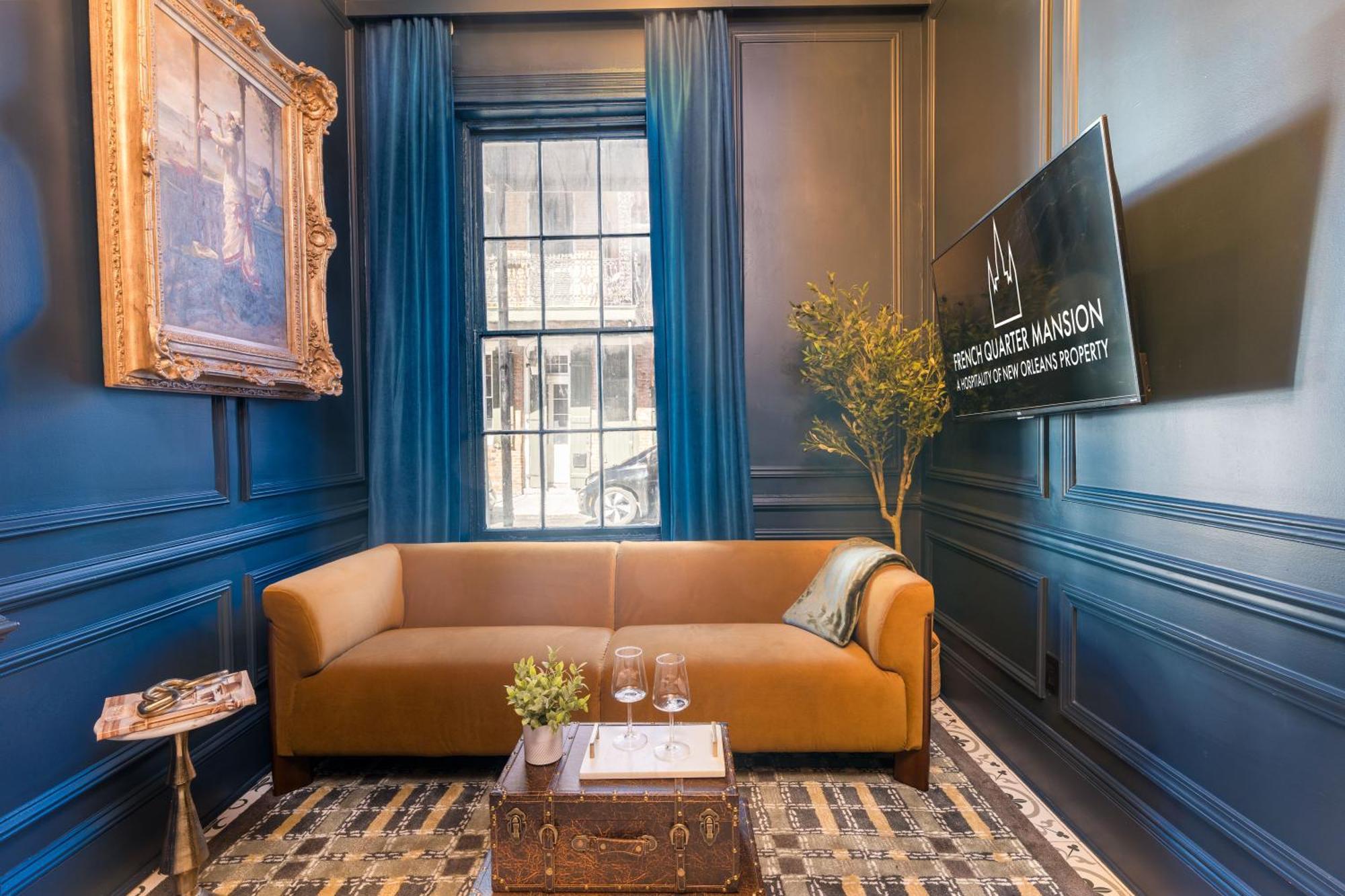 French Quarter Mansion 3*