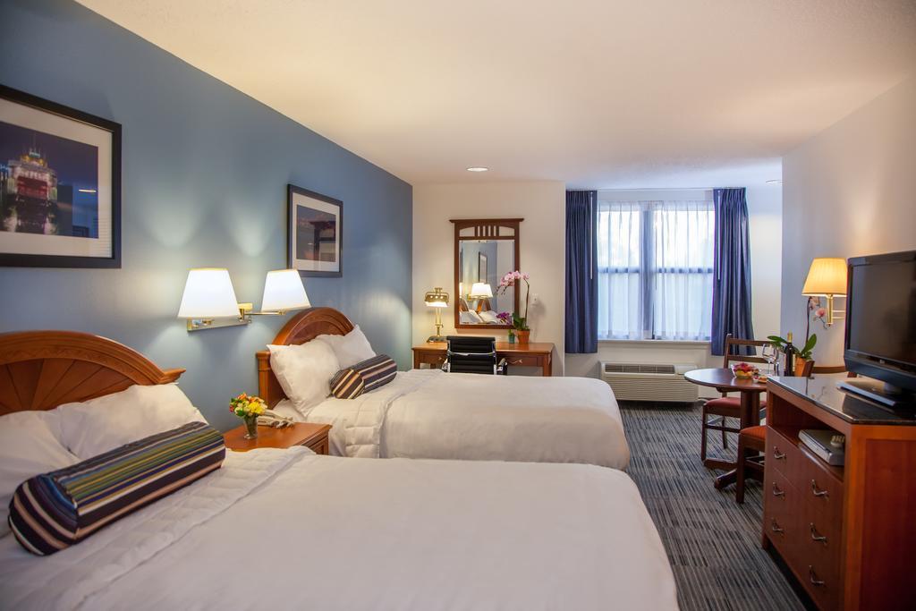 Federal City & Hotel