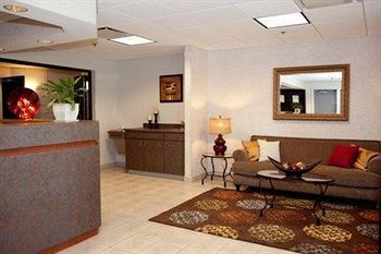 Federal City & Hotel 3*