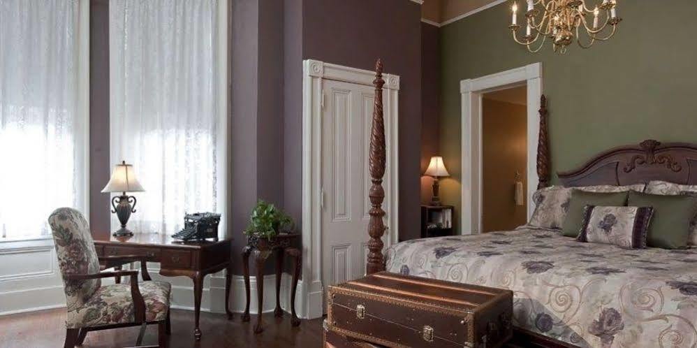 Hotel Avenue New Orleans
