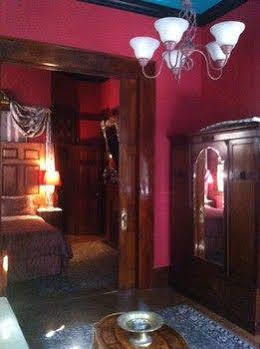 Royal Barracks Hotel 3*