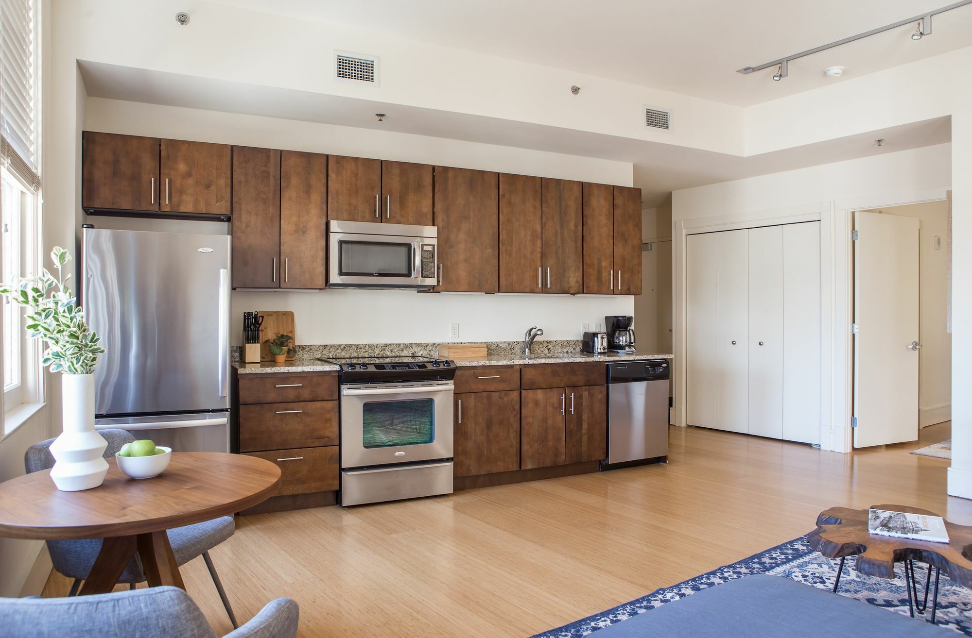 Contemporary 1br In C.b.d. By Sonder New Orleans