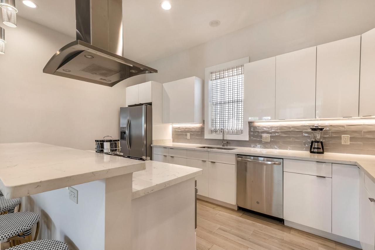 New Construction Elegant Holiday home New Orleans