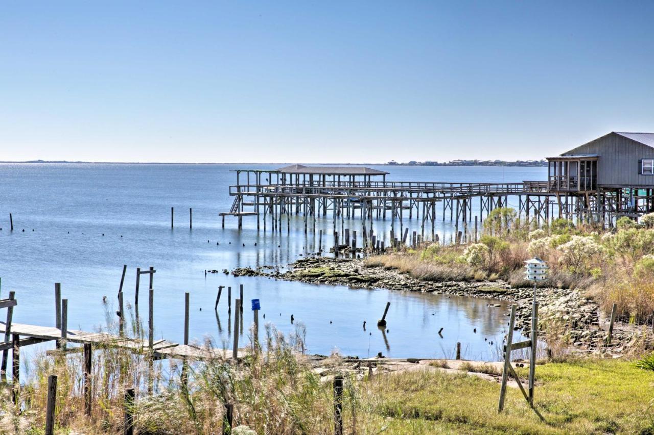 Waterfront With Private Dock And Pier New Orleans