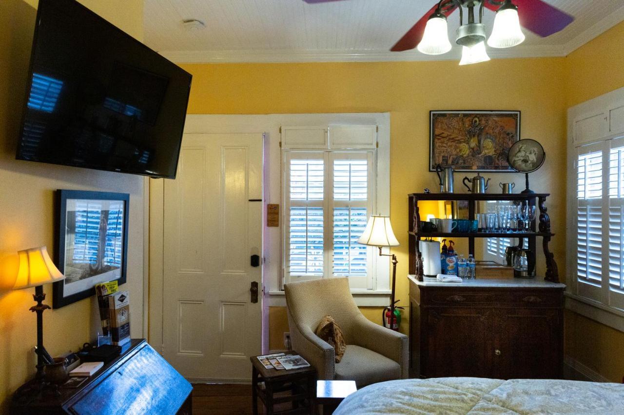 Inn The Blue60 Marigny Inn 3*