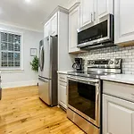 Hosteeva Private Condo W Pool And High-End Amenities Near Frnch Quarter