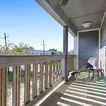 Fully-Furnished 4Br Condo Near Fq