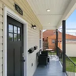 New Luxury 3Br W Jacuzzi