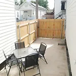 Entire Spacious Vacation Home - Close To All City Attractions