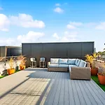 Nova Rooftop Villa