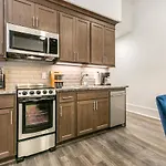 1 And 2 Bedroom Private Condos Steps Away From French Quarter