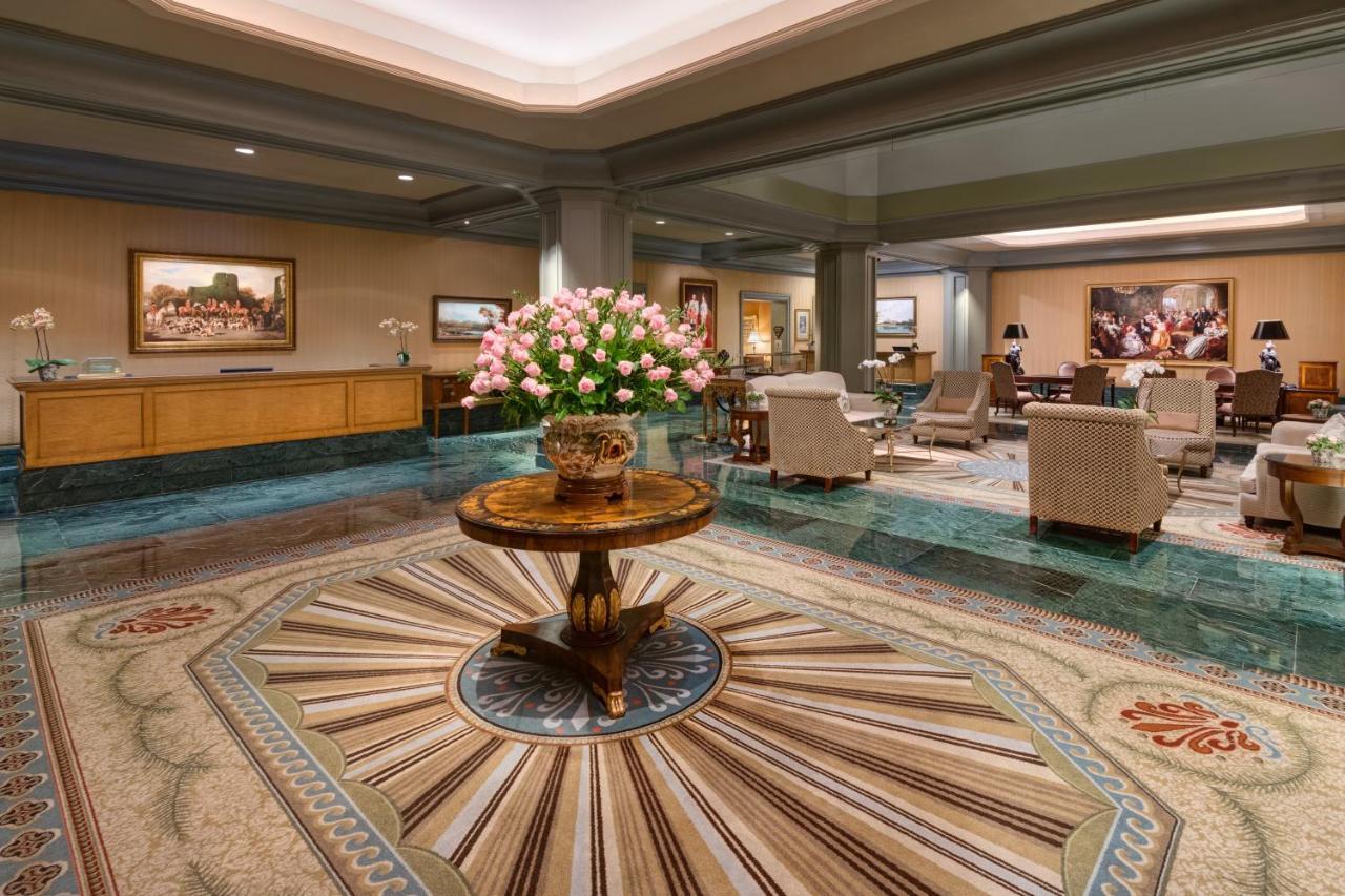 The Windsor Court 5*