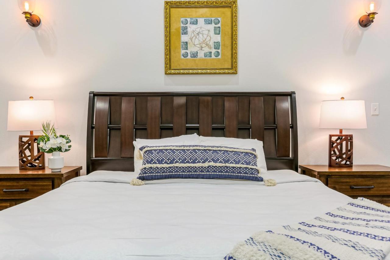 Apartment Spacious 3br In Downtown *