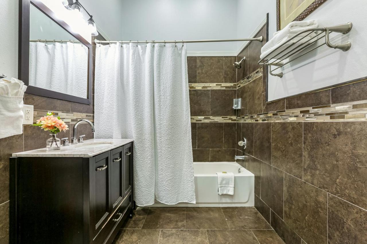 Apartment Spacious 3br In Downtown New Orleans