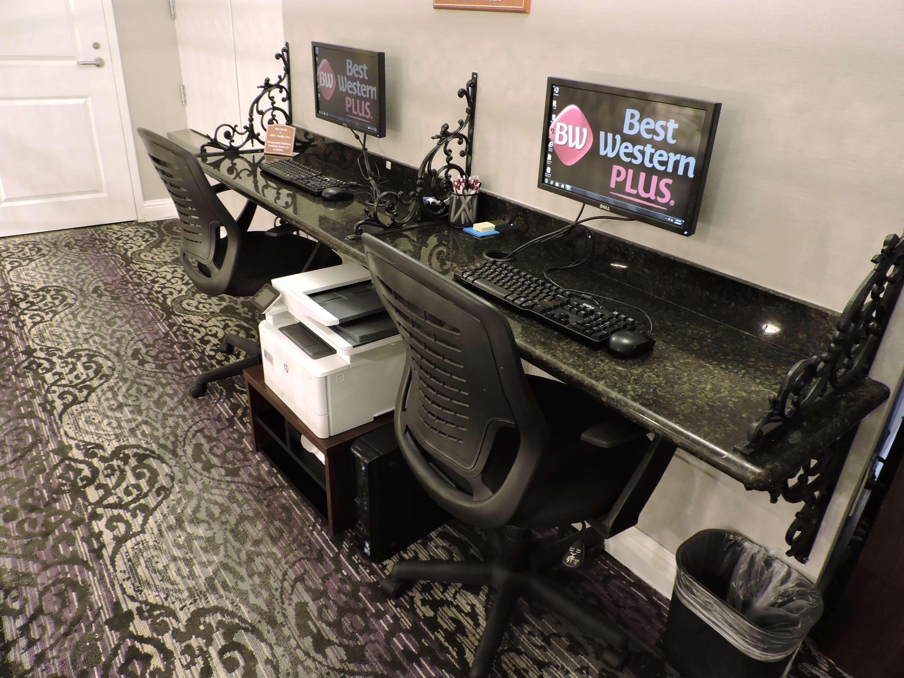 Western St. Christopher Hotel 3*