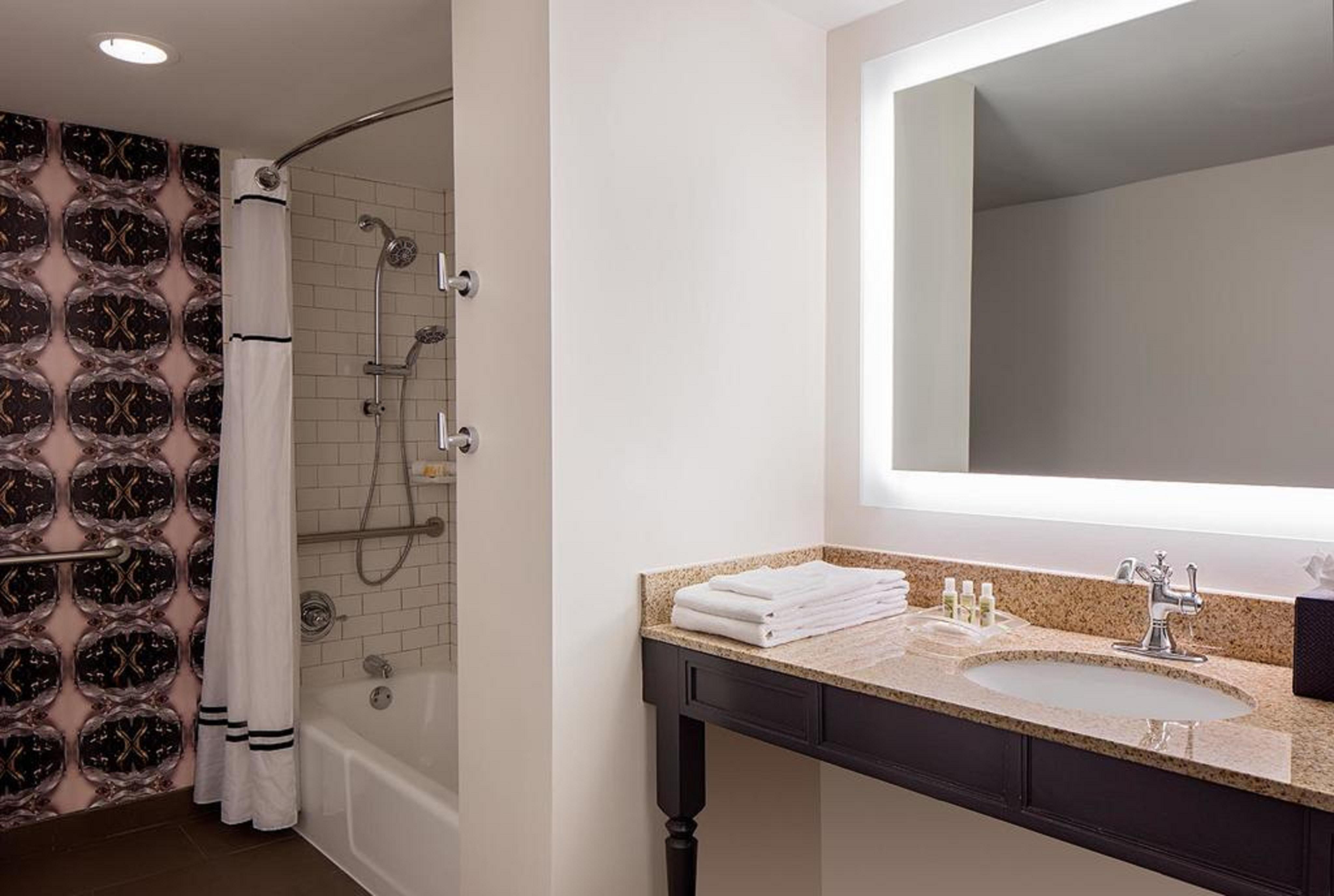 Hotel Holiday French Quarter-chateau Lemoyne By Ihg