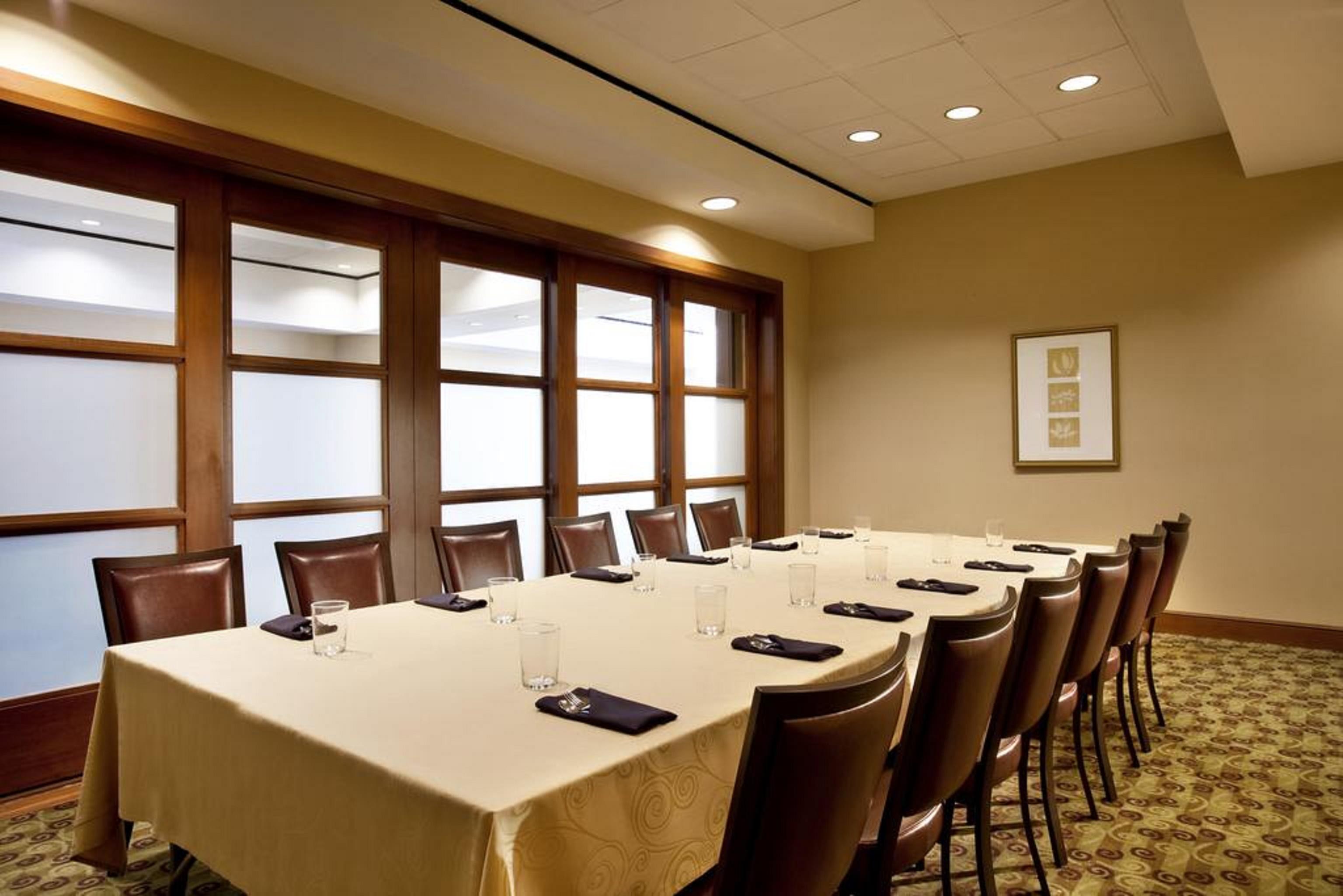 Sheraton Hotel 4*