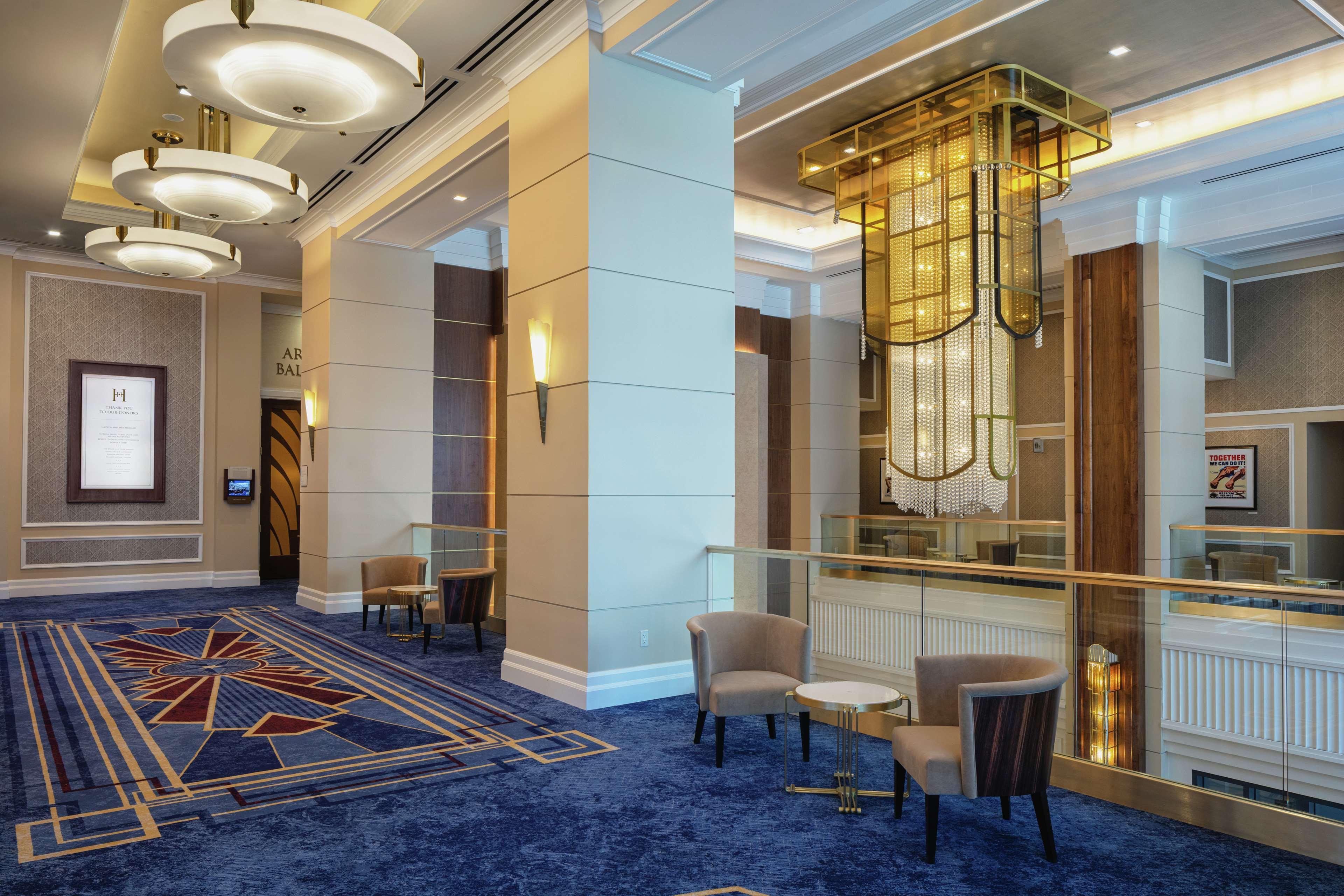 Hotel The Higgins New Orleans, Curio Collection By Hilton 4*