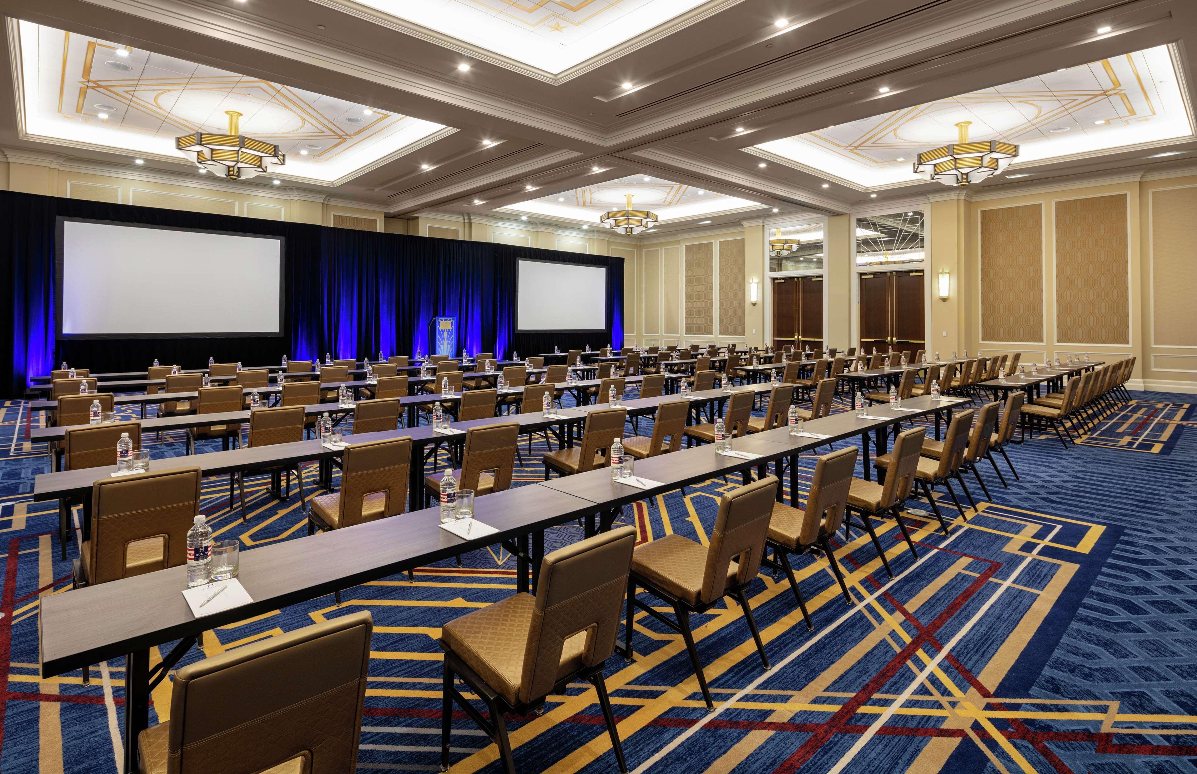 The Higgins New Orleans, Curio Collection By Hilton