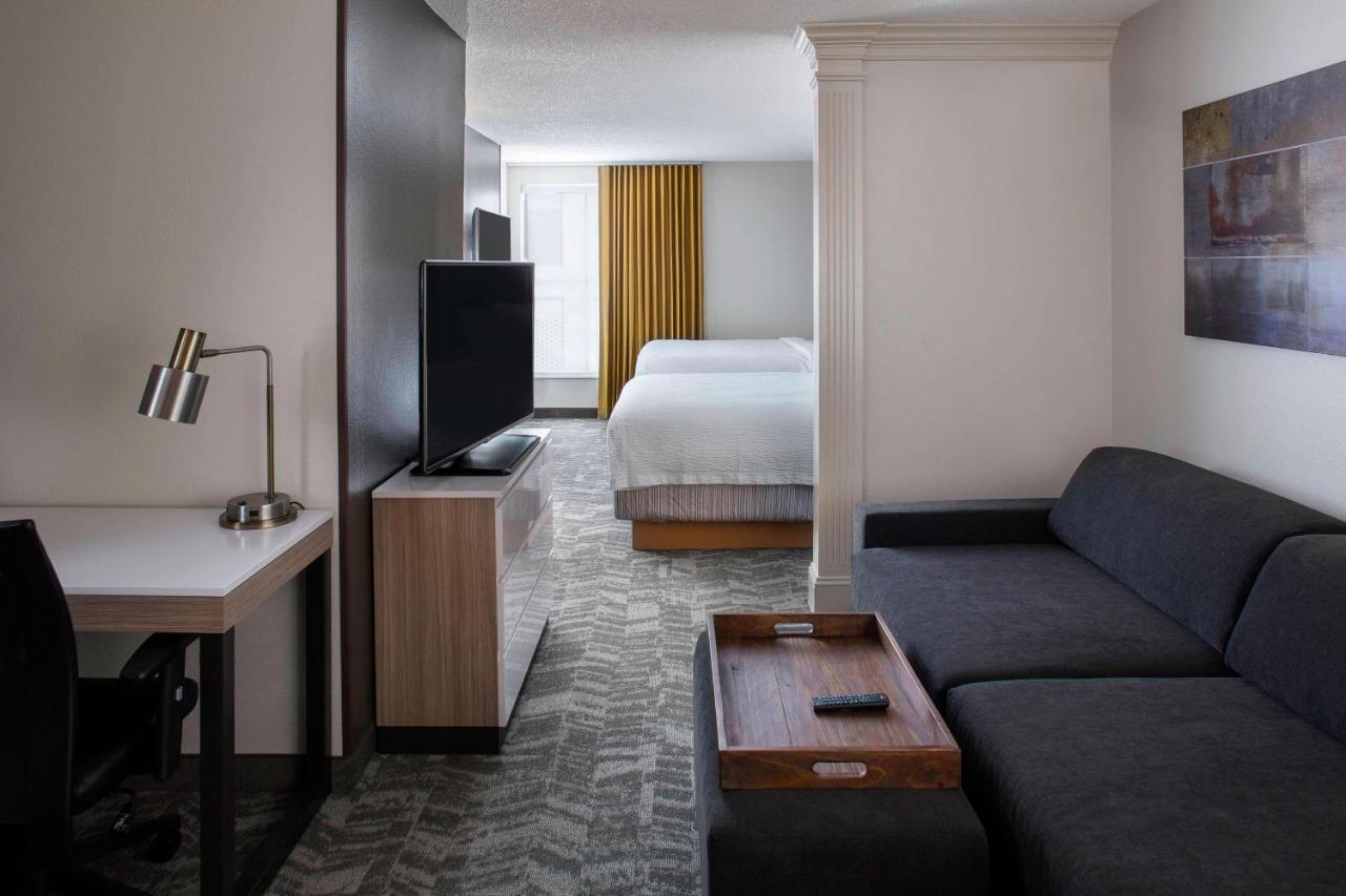 Springhill By Marriott Warehouse Arts District Hotel 3*